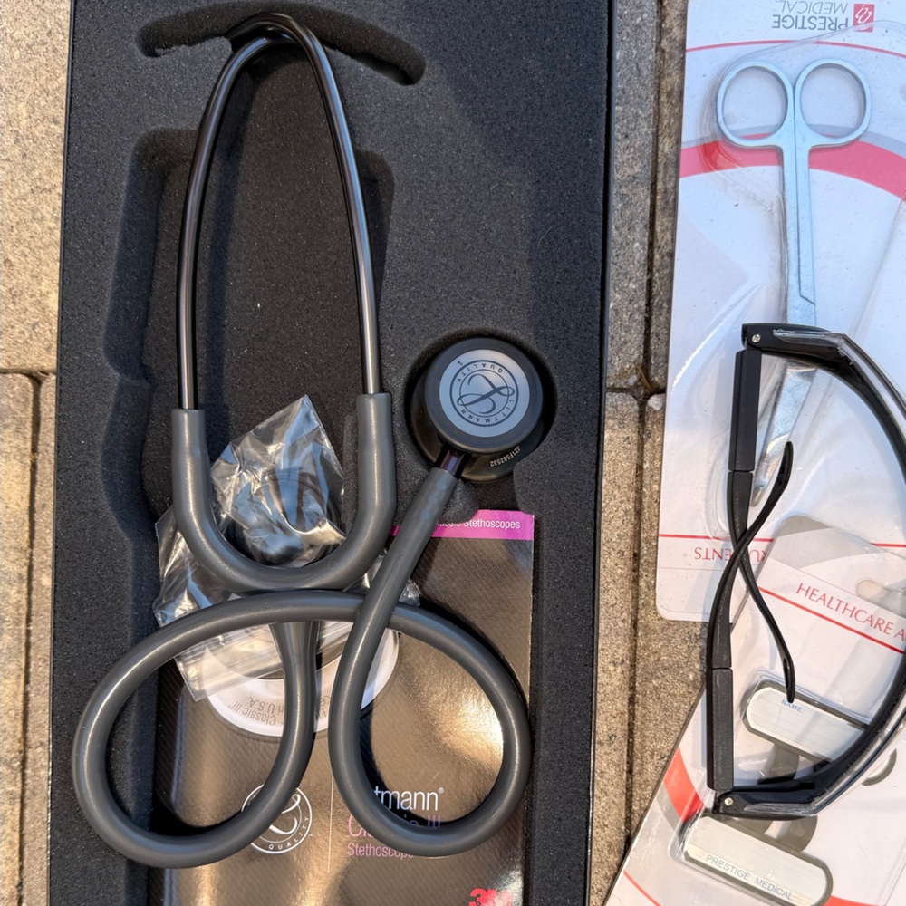 3M Littmann Classic III Stethoscope - Gray